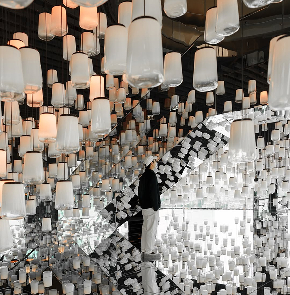 Virtual Sky Lantern (Daytime)